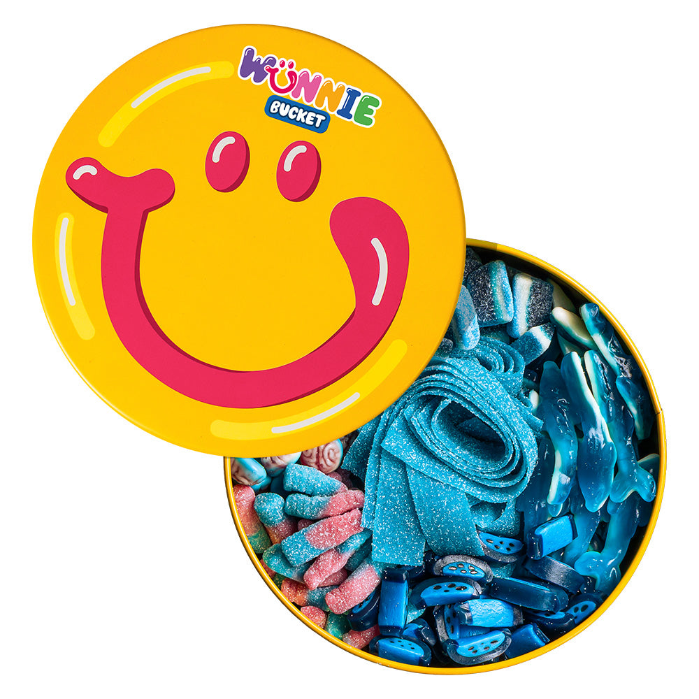 Wunnie bucket blauwe mix met focus op de snoepjes