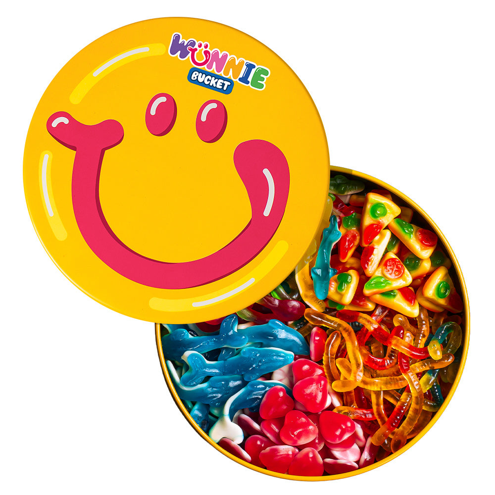 Wunnie Bucket met gladde gummies in de vorm van harten, dolfijnen, pizza's