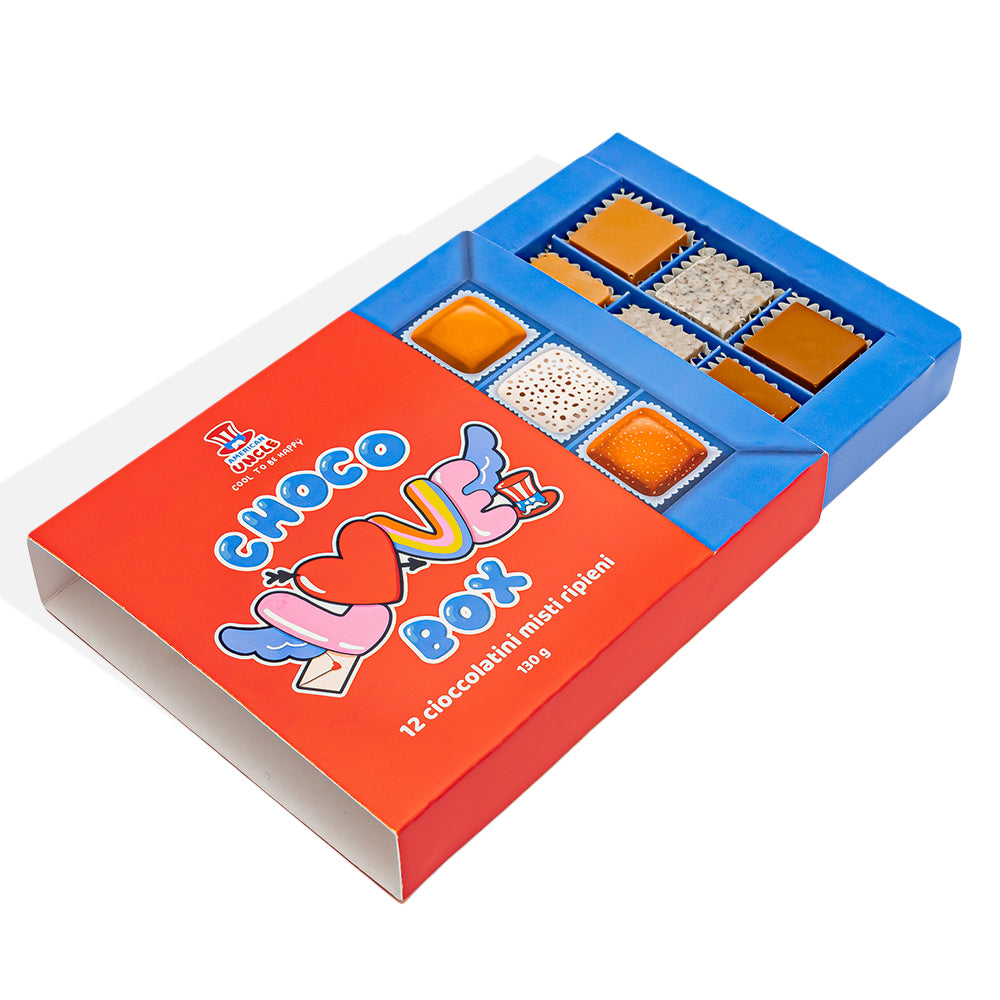 Choco Love Box, doos met 12 gemengde chocolaatjes gevuld met pindakaas, toffee en cookies & cream van 130g 