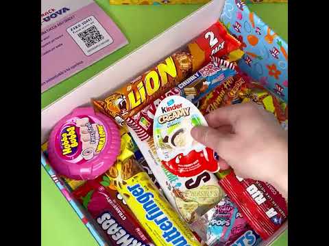 Easter box, doos met 15 zoete en hartige producten 